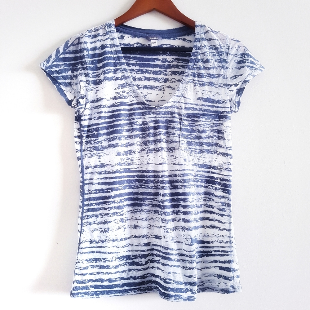 Roots Blue and White Striped T shirt Small